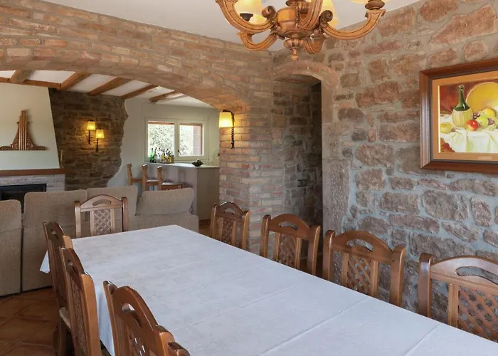 Belvilla By Oyo El Puig De Vilapost Balsareny photo