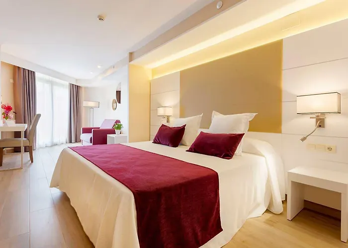 Hotel Beverly Park & Spa Blanes photo