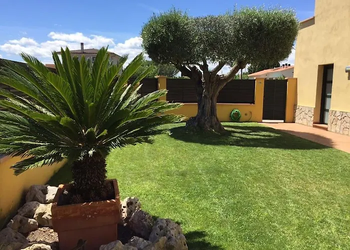 Casa Unifamiliar Con Piscina. Villa L'Armentera photo