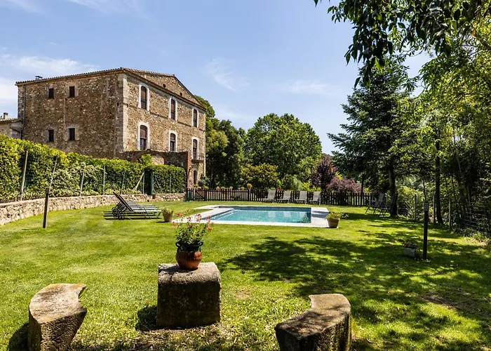 Mas Riera - 2 Guest House Maia de Montcal photo