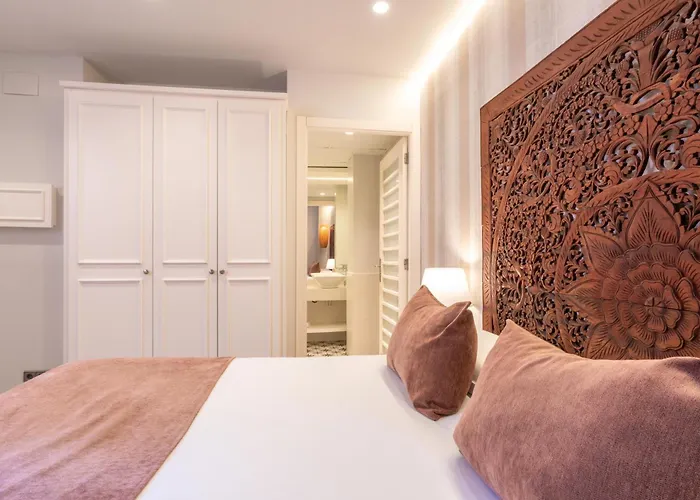 Serennia Fira Gran Via Exclusive Rooms L'Hospitalet de Llobregat photo