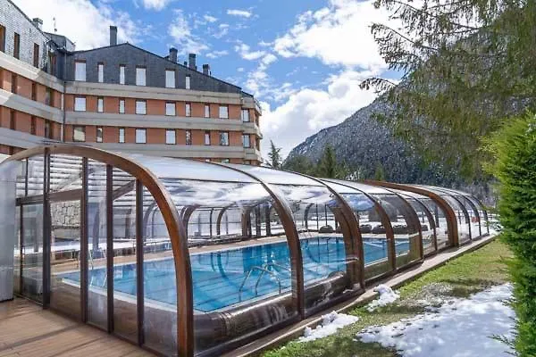 Hotel Montarto Baqueira Beret photo