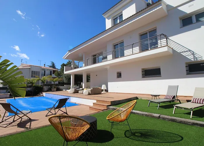 הוילה Llança Casa Vilajuiga - Amplia Casa Moderna Con Agradable Piscina Privada. - Es-228-134 תמונה
