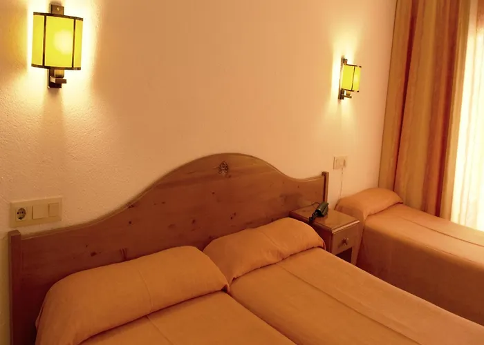 Hotel Parc Roses photo
