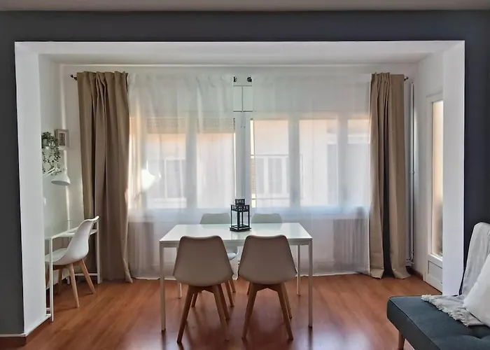 Apartamento Gran Via Para 6 En El Centro De Premia Premia De Mar photo