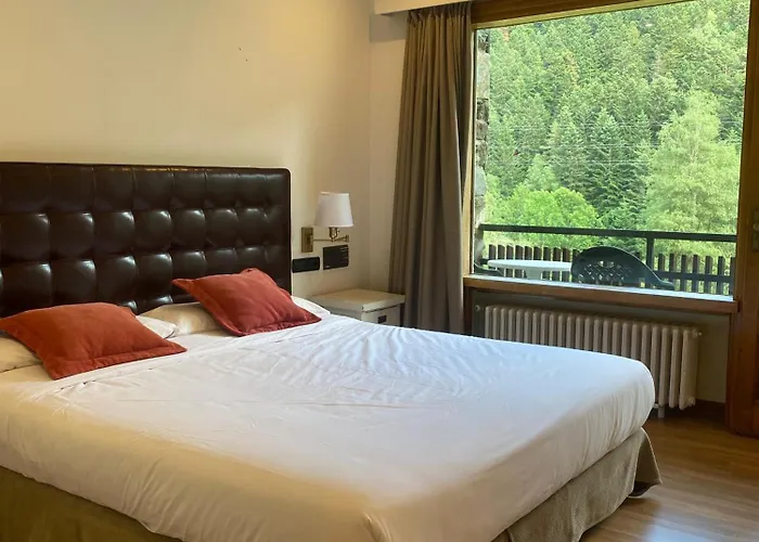 Hotel Els Avets Sorpe photo