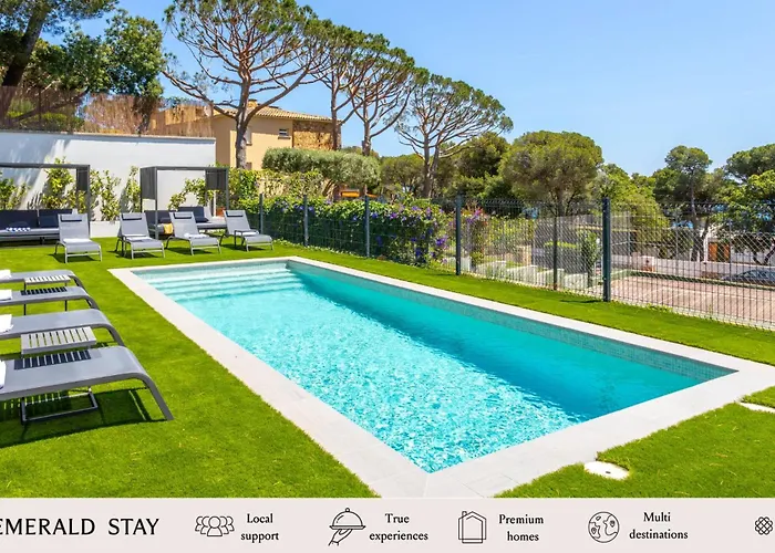 Apartments Cap De Planes Calella De Palafrugell - By Emerald Stay photo