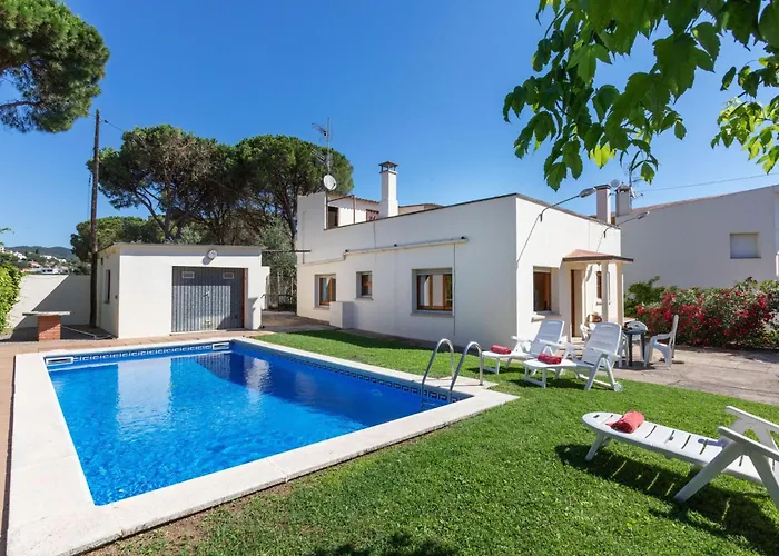 Photo de Holiday Home Bretos 7 By Interhome Fonts