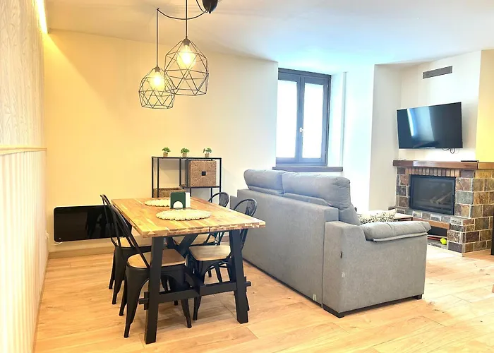 Photo de Apartament encantador amb llar de foc by RURAL D'ÀNEU Esterri d'Àneu