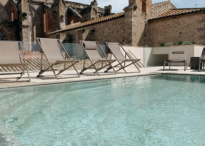 Hotel Palau Macelli & Spa Castello  D'Empuries photo