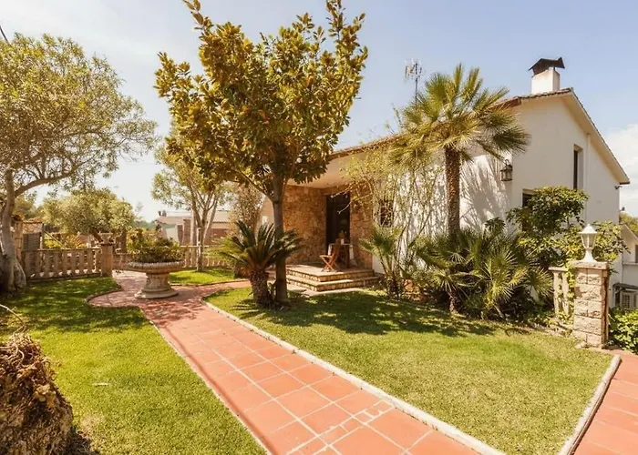 Escapada Con Piscina Climatizada Y Area Infantil Villa Bellvei del Penedes fotoğrafı