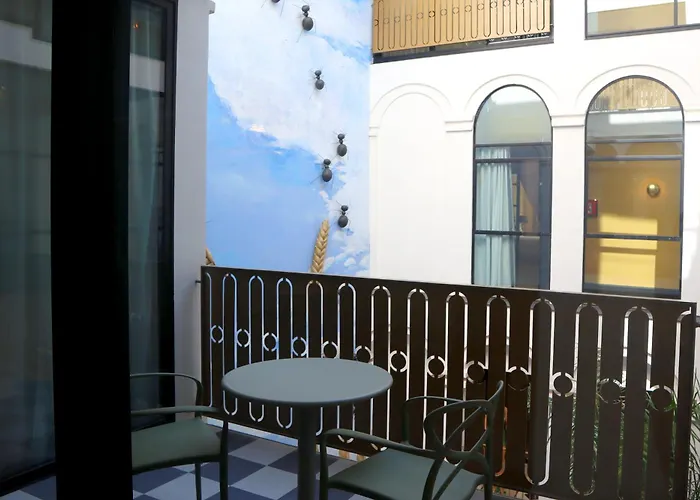 صورة فيغيريس Aparthotel Casa Fages