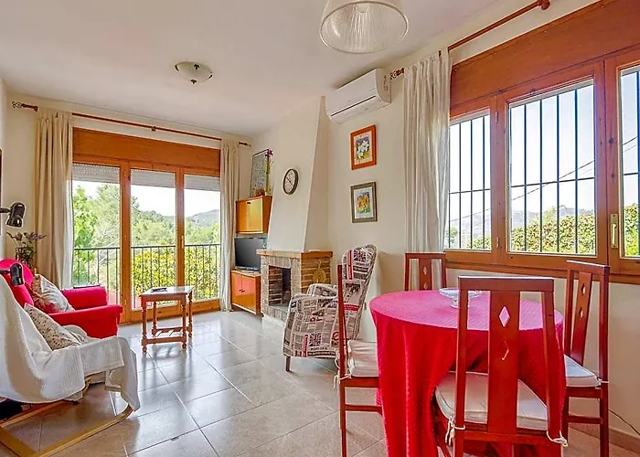 صورة Belvilla By Oyo Villa Cadi كانييلس