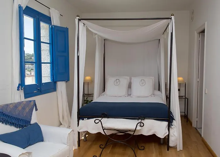 Hostal De La Placa Cabrils photo
