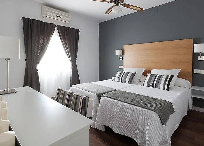 Hotel Llorca Platja de l'Almadrava photo