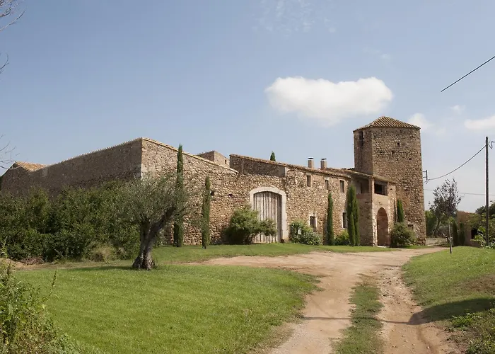 Hotel Castell De Vallgornera Peralada photo