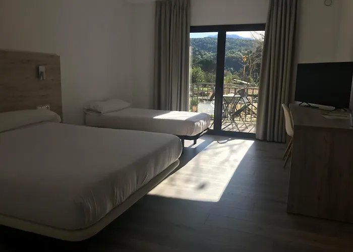 Hostal La Guineu Viladrau photo