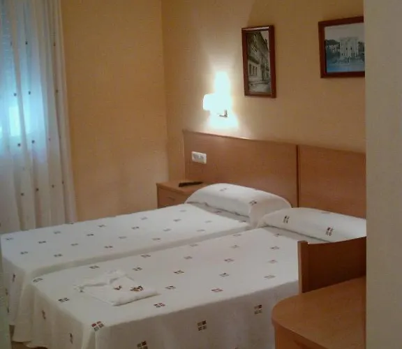 Hotel Mont-Roig photo